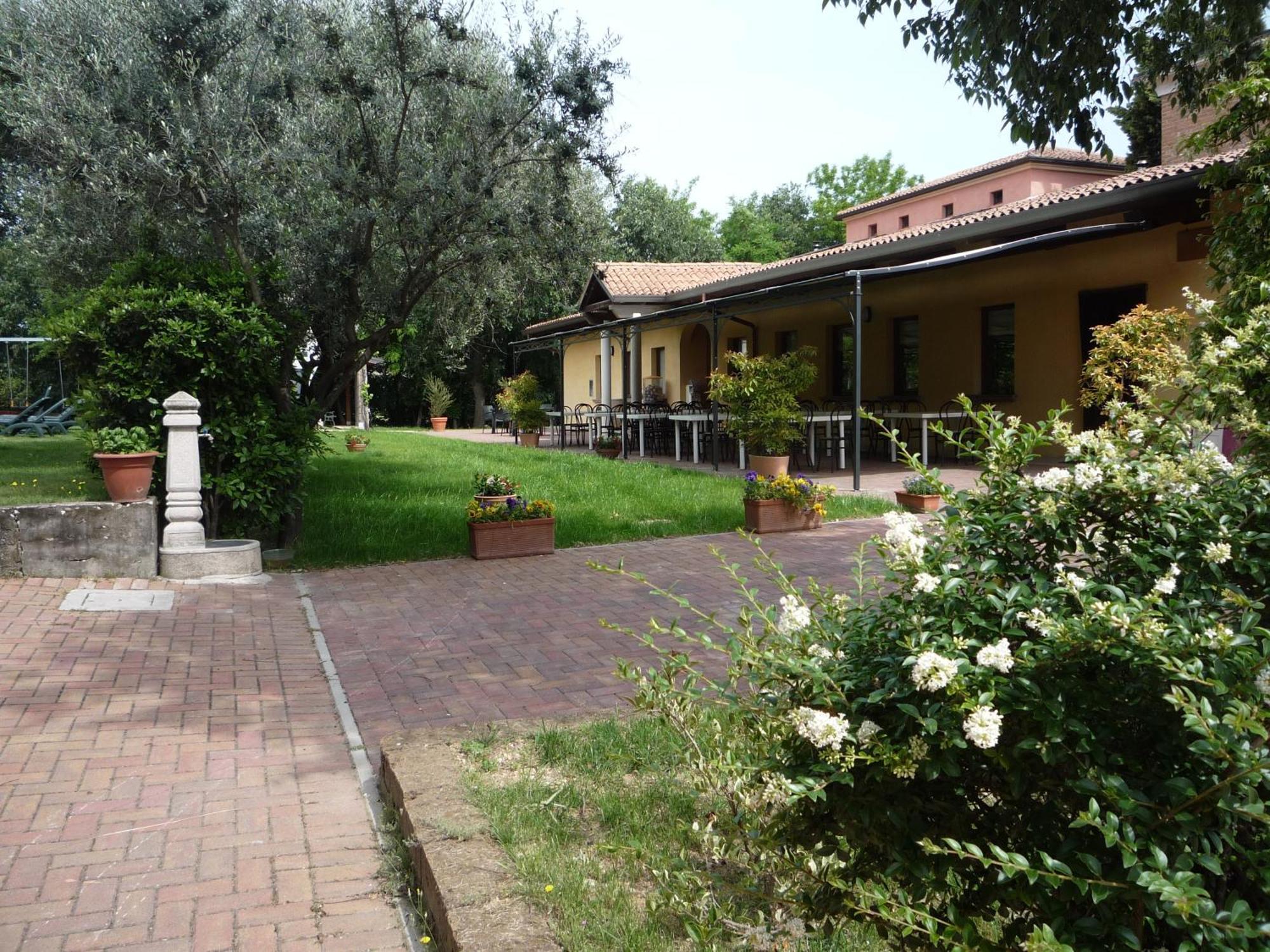 Agriturismo Lupo Bianco Monzambano Exterior photo