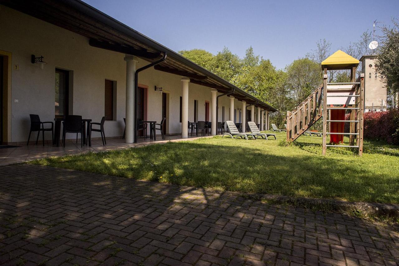 Agriturismo Lupo Bianco Monzambano Exterior photo